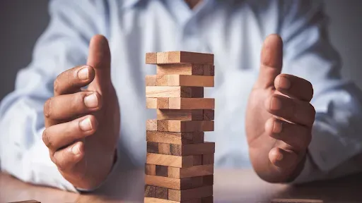 regulowane nogi podestów